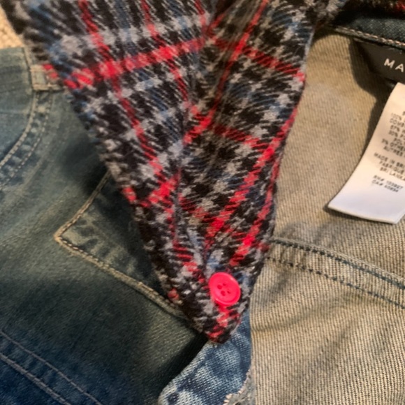 Denim jacket - Picture 2 of 3